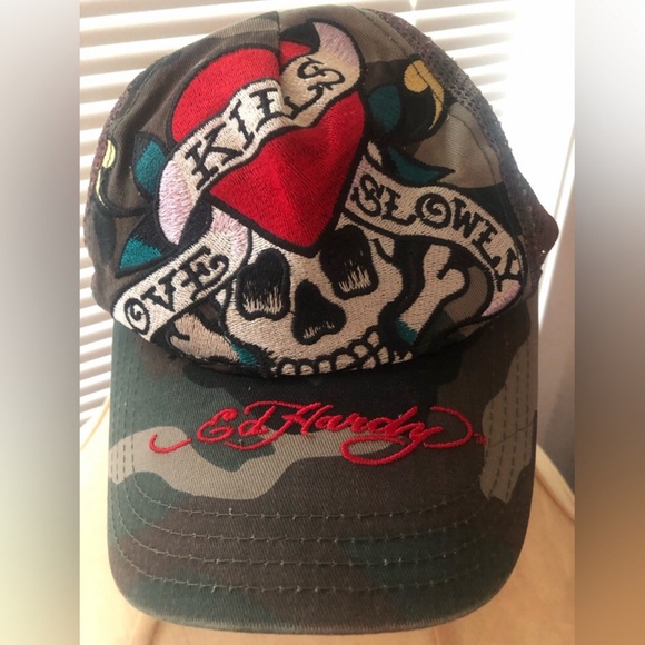 ED HARDY - Picture 7 of 10